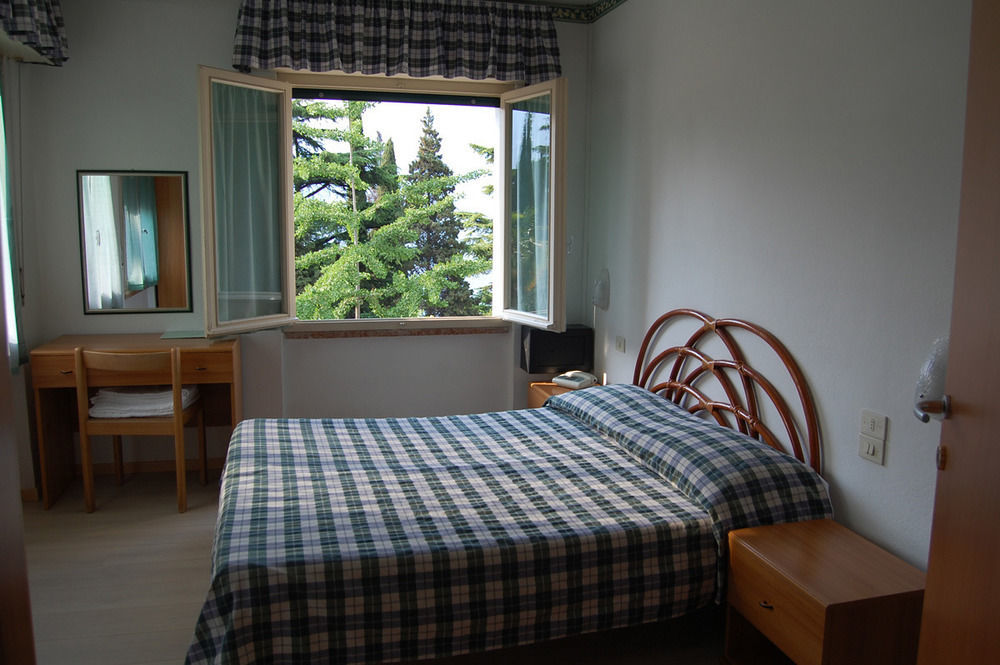 Hotel Stella Alpina Malcesine Dış mekan fotoğraf